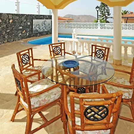 Ferienhaus Mit Privatpool Fur 6 Personen Ca 220 Qm In Chayofa, Teneriffa Westkuste Von Teneriffa