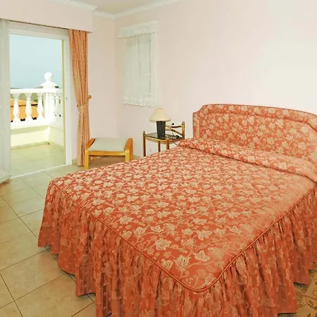Holiday home Ferienhaus Mit Privatpool Fur 6 Personen Ca 220 Qm In Chayofa, Teneriffa Westkuste Von Teneriffa